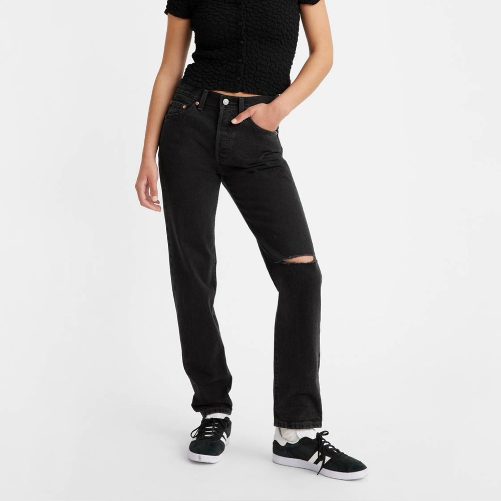 Levi's Black Straight Leg Women's Jeans